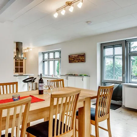 Sophia - 8km From The Sea By Interhome Vakantiehuis *